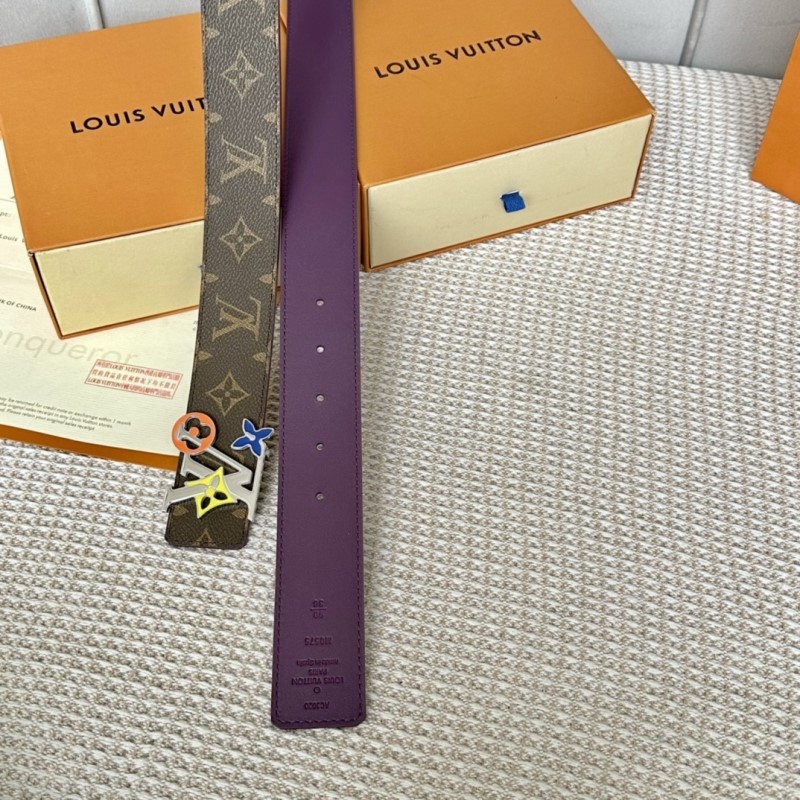 l0vis Vvtt0n belts
